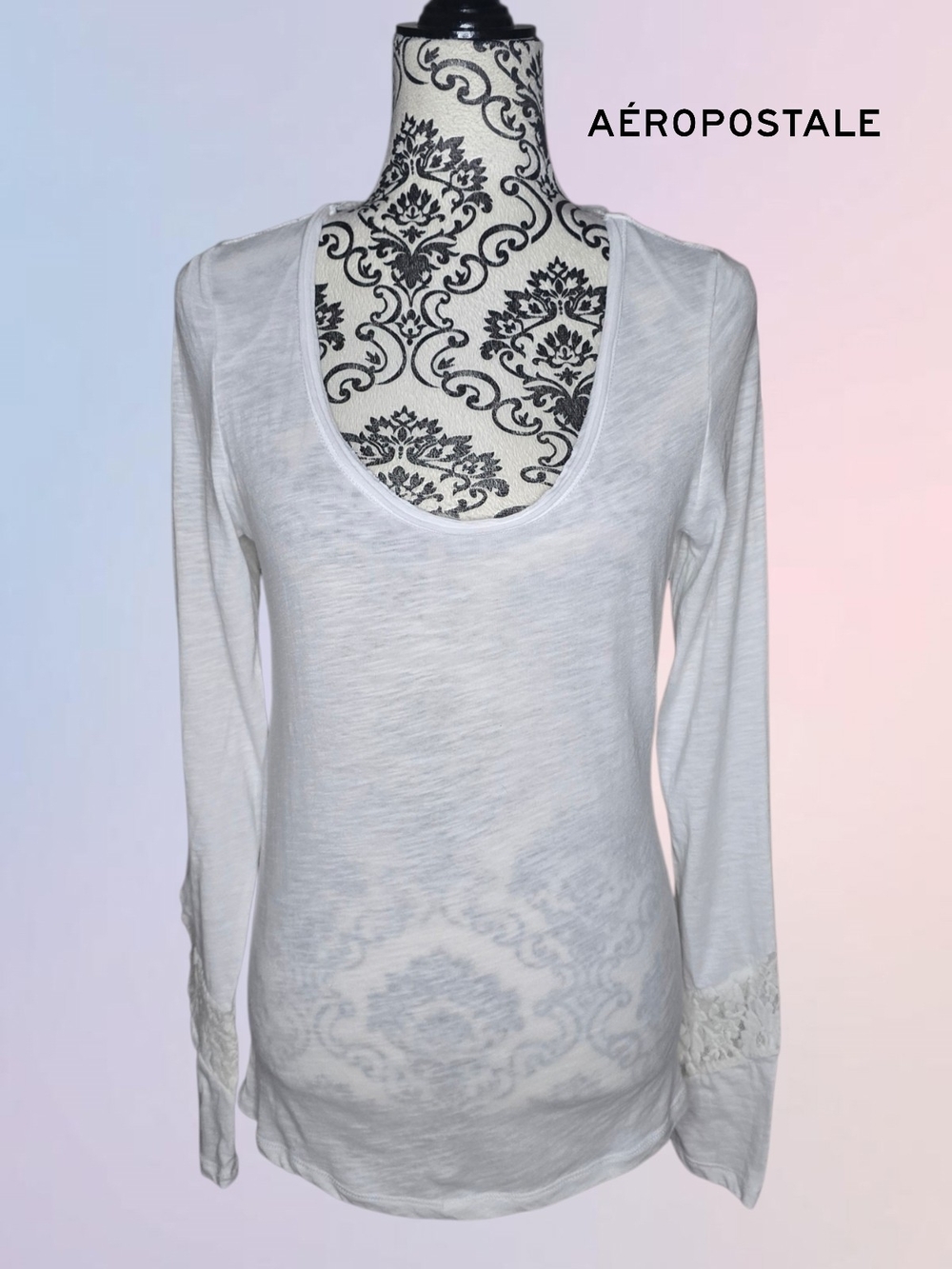 AEROPOSTALE Long-Sleeve Lace Back Top - Large